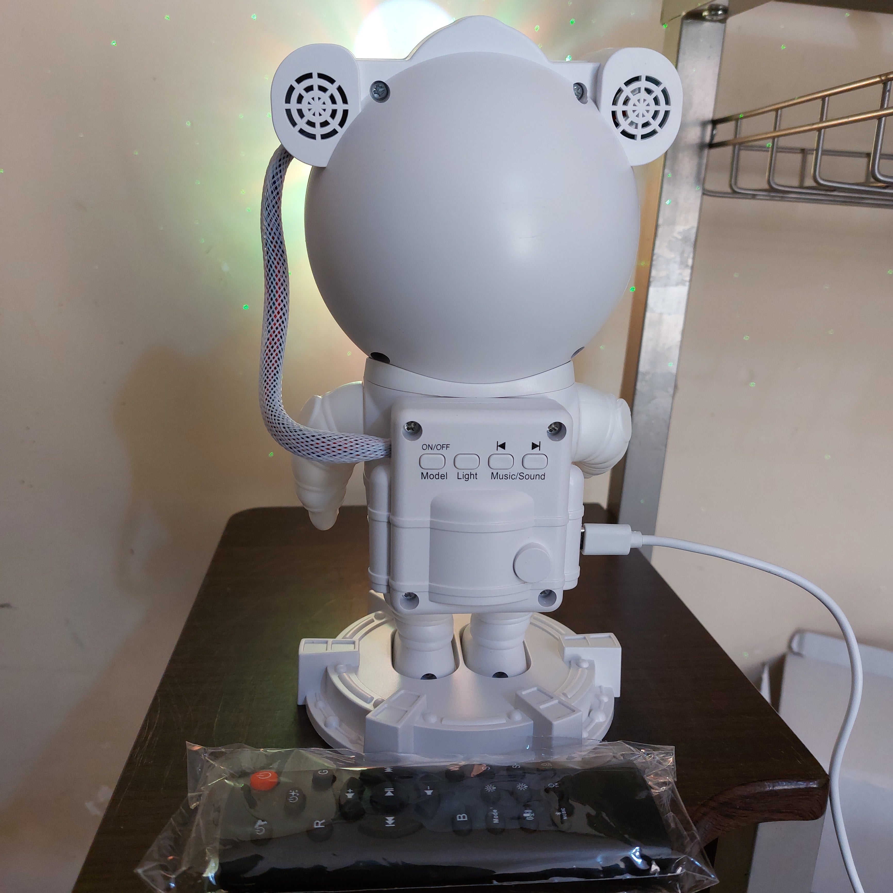 Proyector Astronauta con Parlante